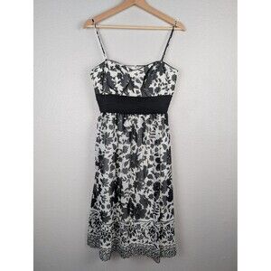 White House Black Market Dress Womens 10 Black White Floral Empire Waist‎ Midi